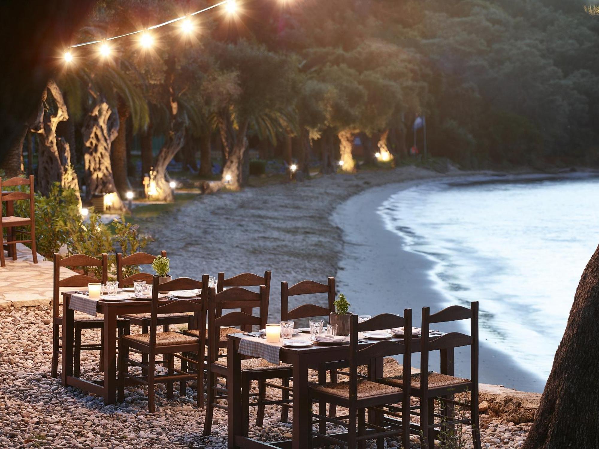 Grecotel Luxme Daphnila Bay (Adults Only) Dassia (Corfu) Exterior foto